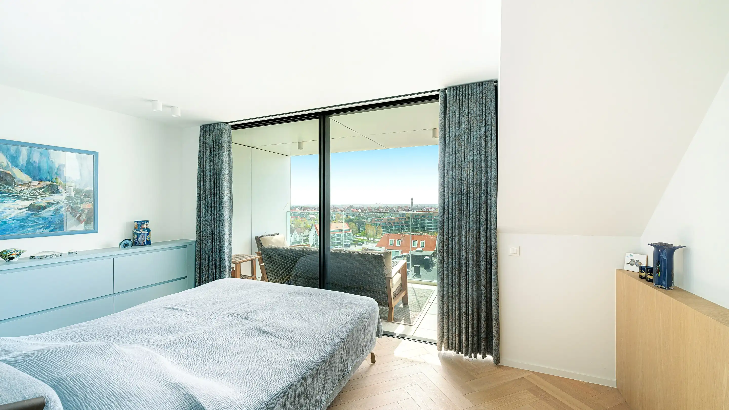 Exclusief en perfect afgewerkt appartement met unieke doorzichten op zee en het Knokse hinterland foto 20