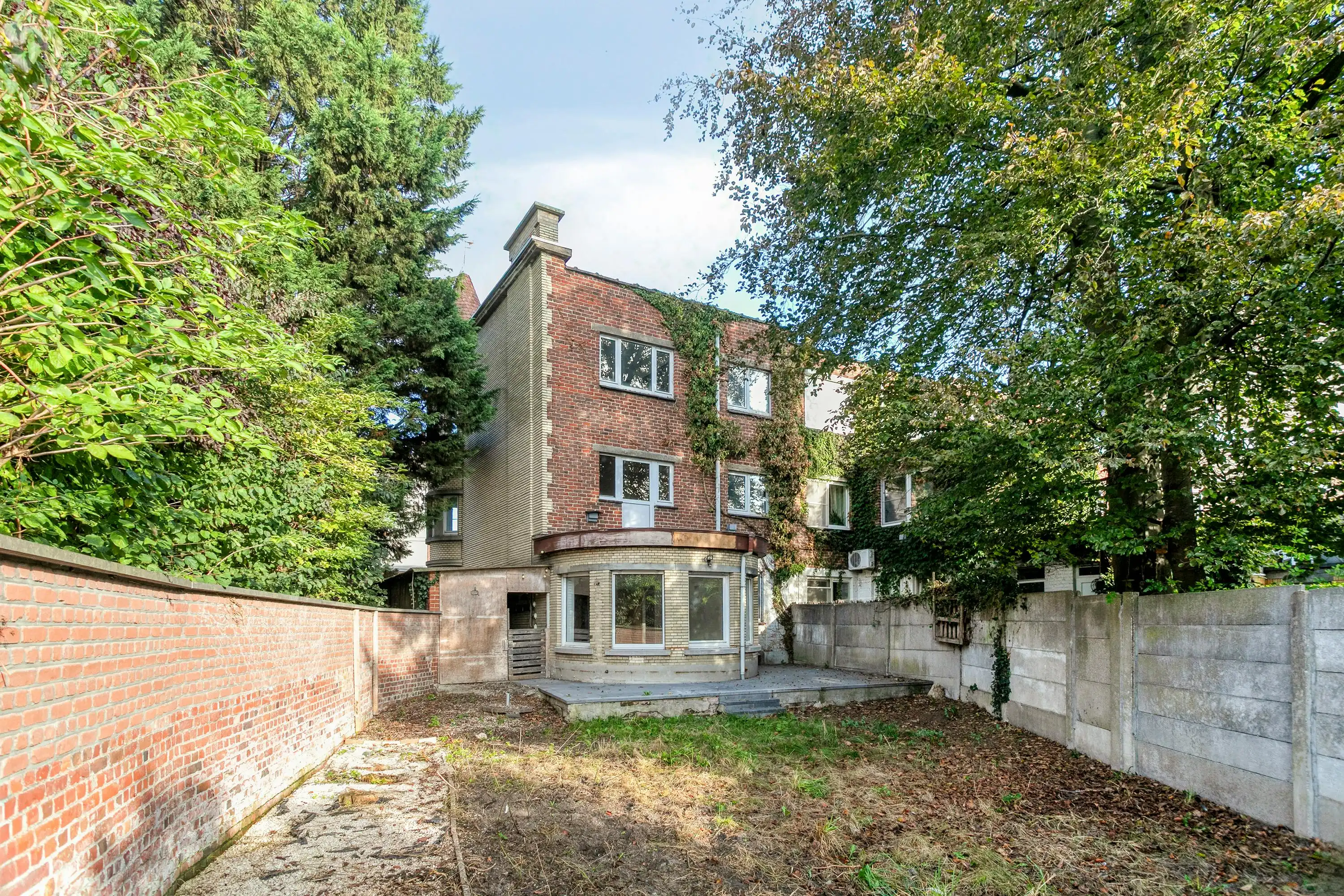 Karaktervolle woning met tuin en garage in centrum Roeselare foto 20