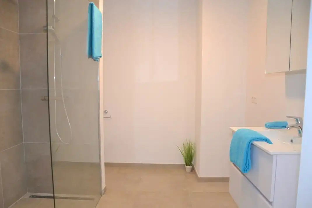 Luxe-appartement met 2 slaapkamers nabij de Grote Markt! foto 5