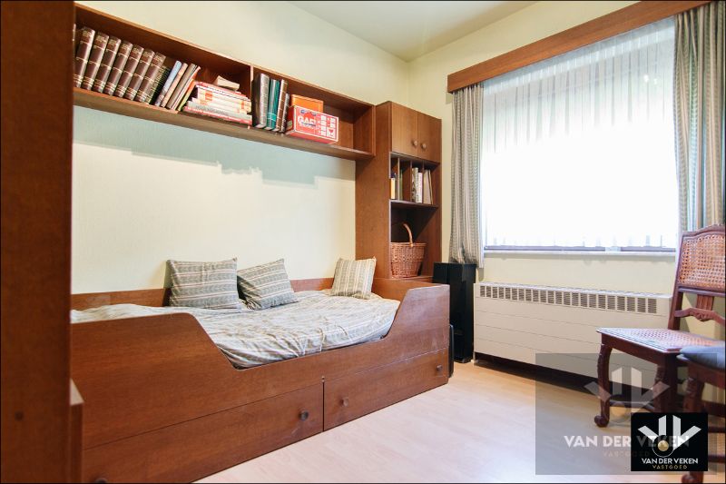 Interessante & ruime woning op rustige locatie Kuringen foto 18