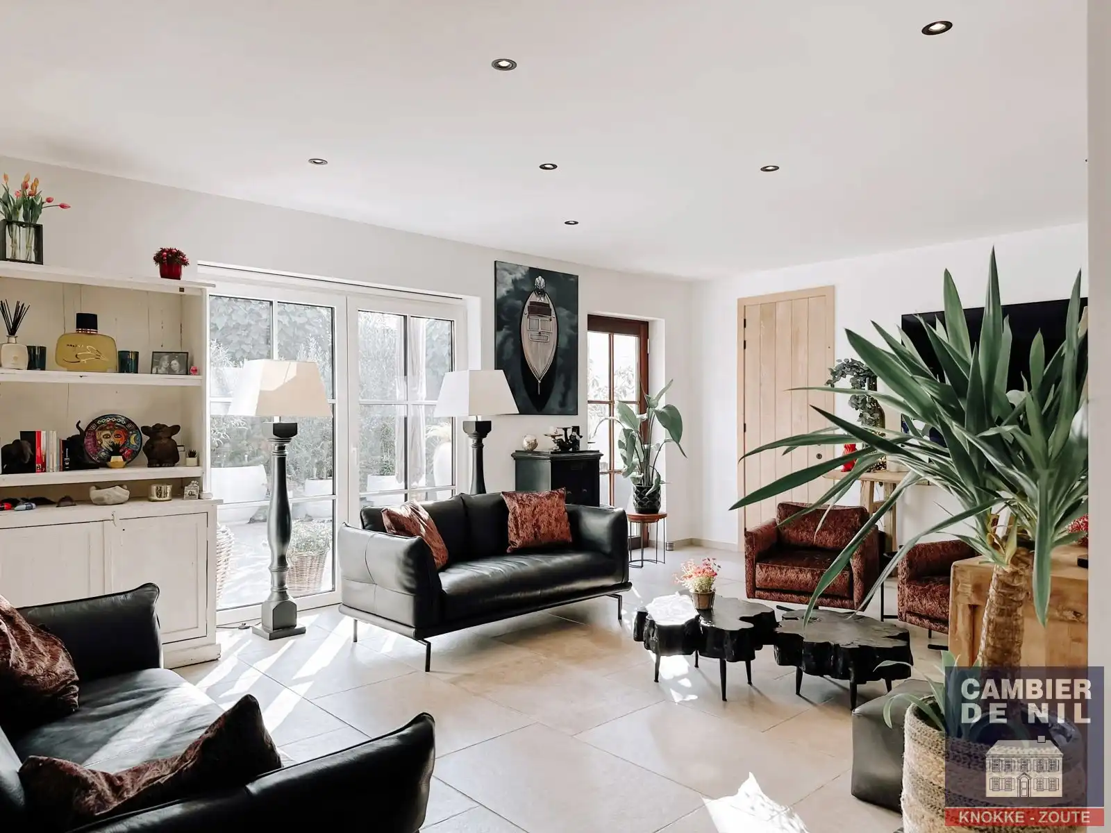 Alleenstaande woning in een residentiële omgeving foto 5