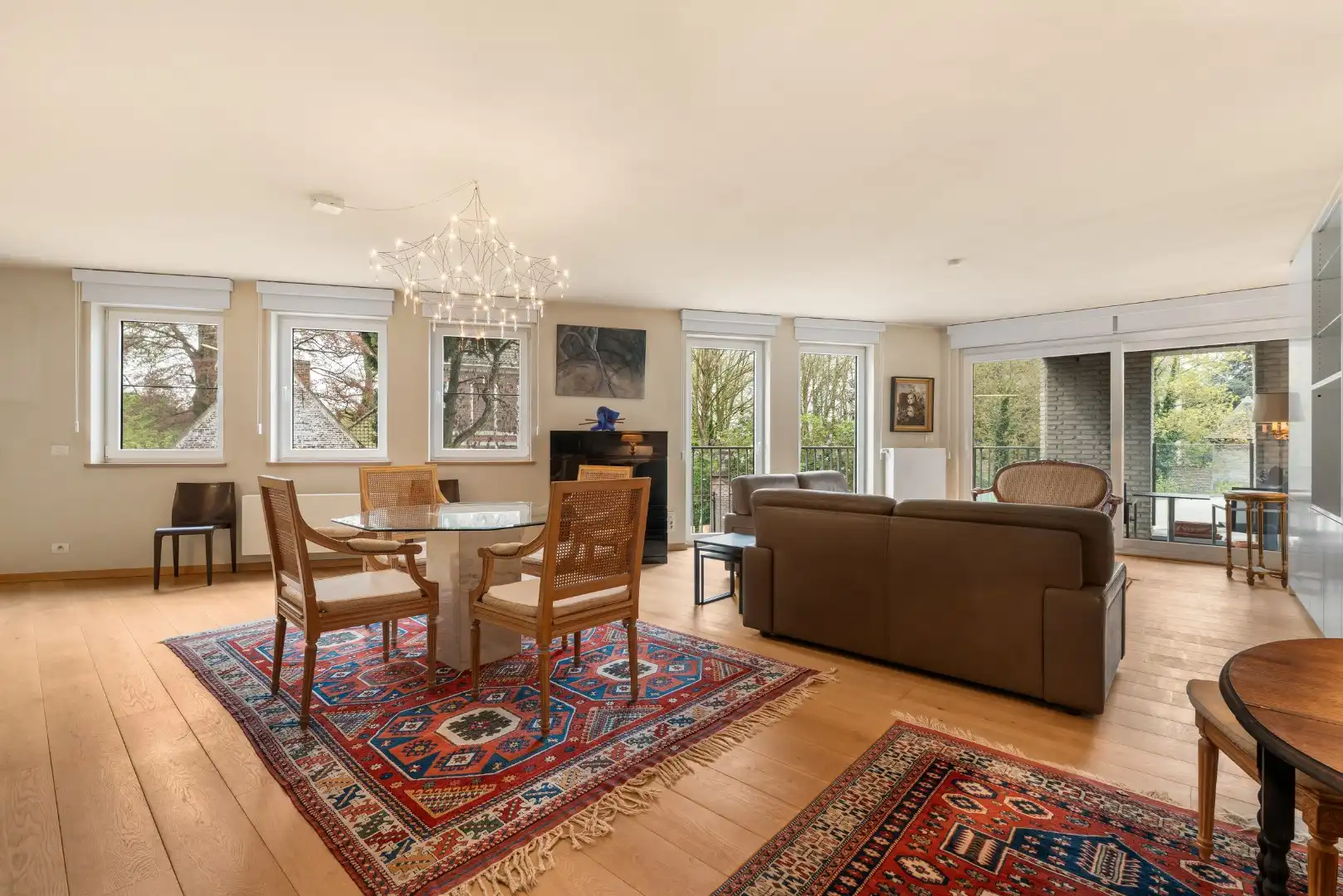 Recent duplex-appartement te huur in Gent (Mariakerke) – ruim, lichtrijk en kwalitatief afgewerkt foto 4