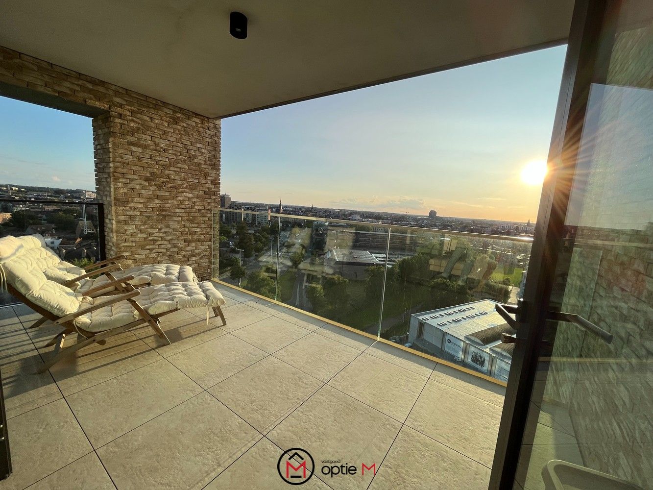 Modern nieuwbouwappartement met 2 slaapkamers in het hart van Hasselt foto 9