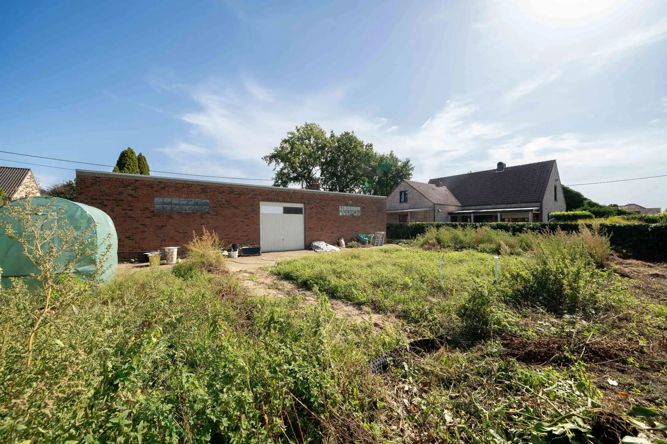 Villa bouwgrond van 13a35ca met magazijn foto 5