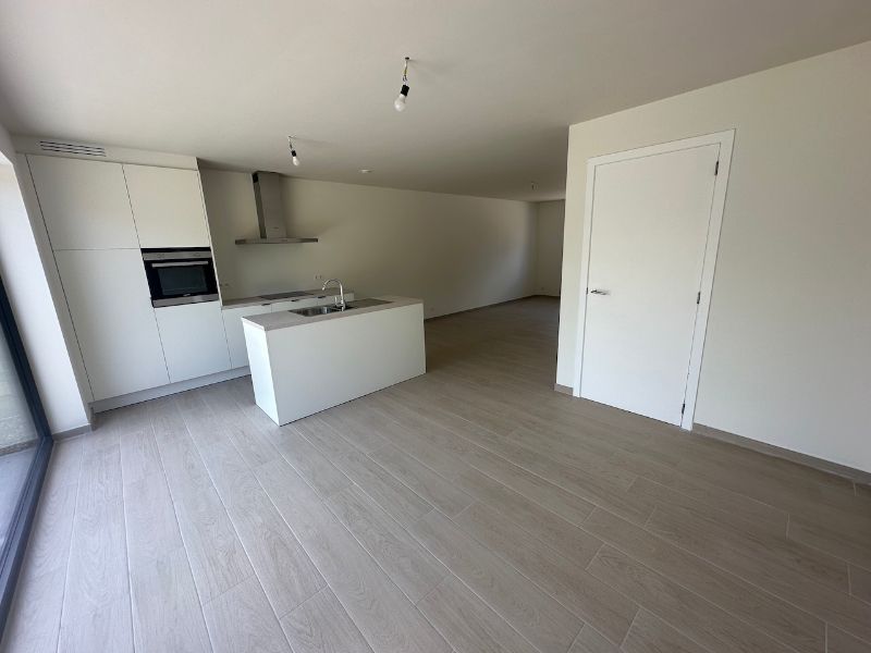 Stijlvolle nieuwbouwwoning in het centrum van Kaprijke! foto 5