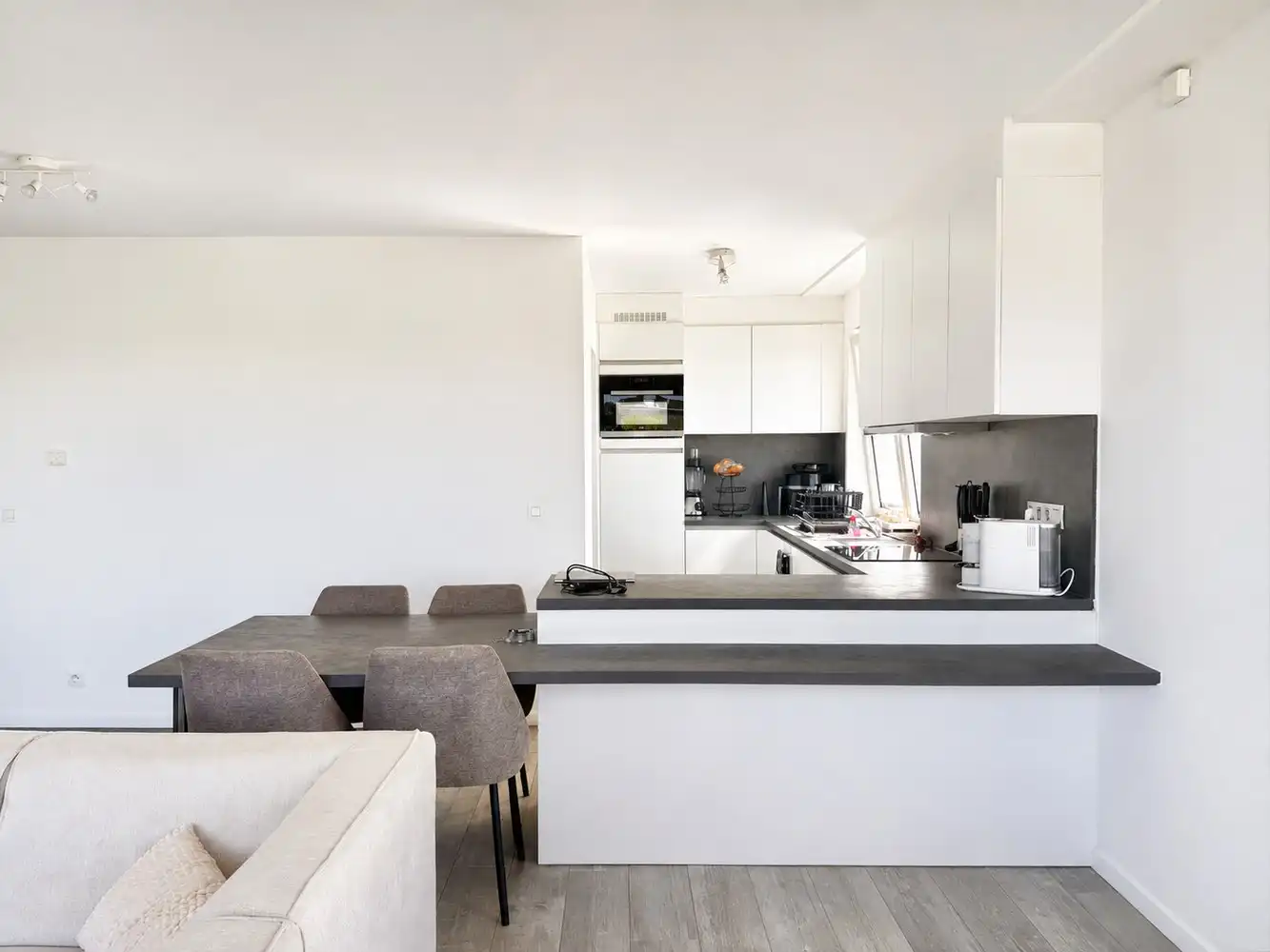 DAKAPPARTEMENT MET MOOI EN RUIM TERRAS foto 5