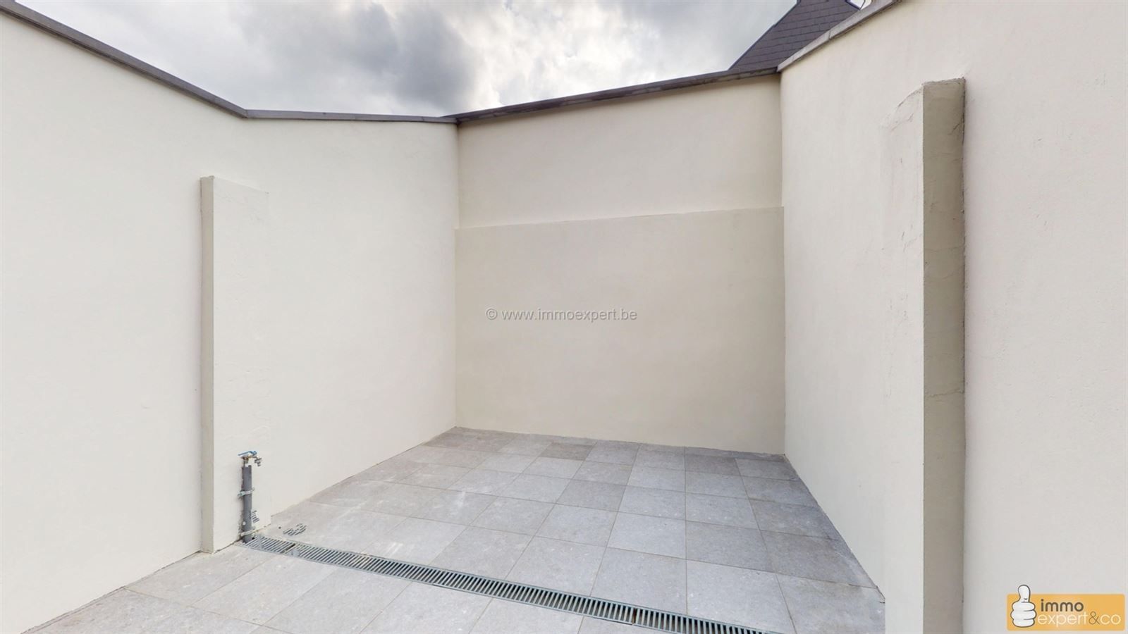 TERNAT: Woning met 2 slpks, pal in het centrum foto 8