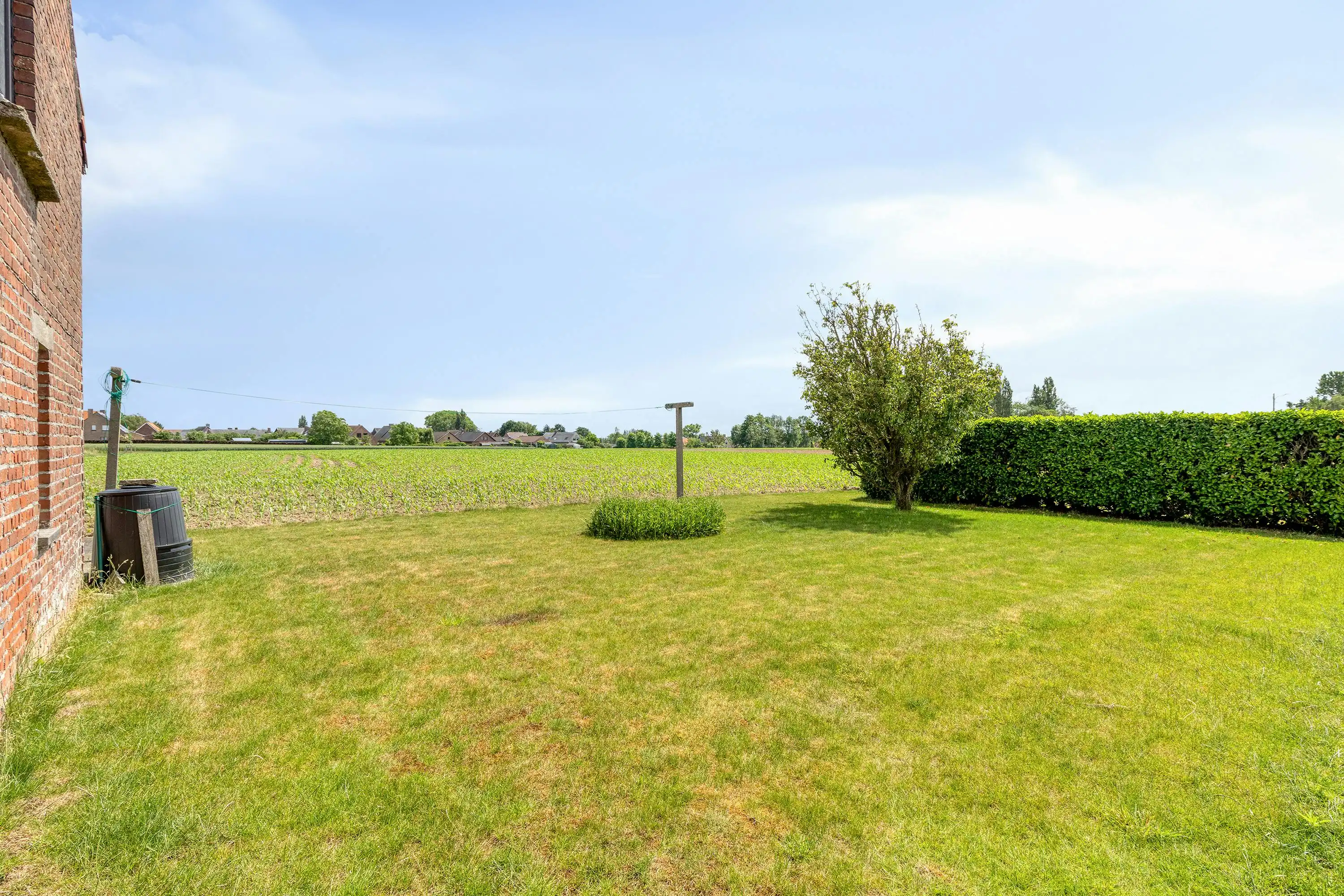 Te renoveren woning met opslag en landelijk zicht op 3635m² foto 26