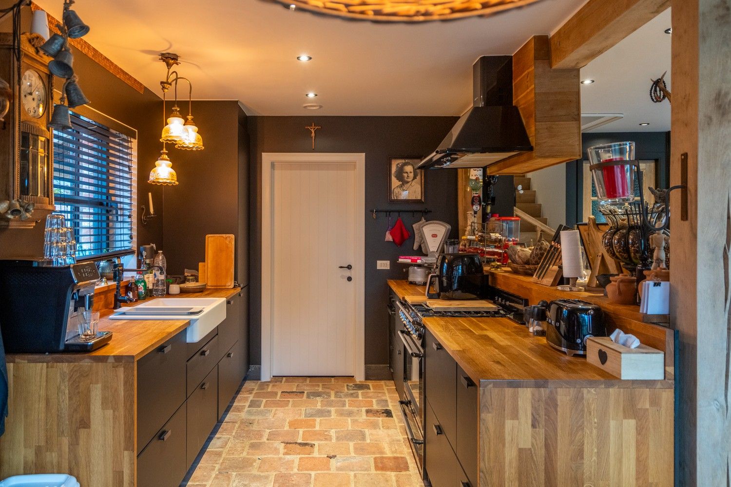 PRACHTVILLA MET ZICHT OP GROEN foto 3