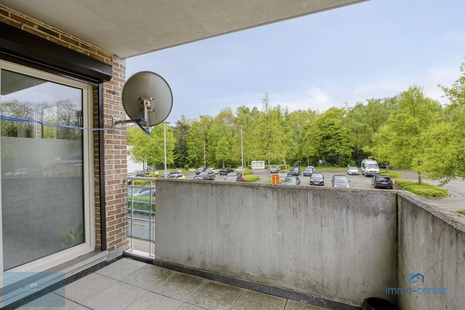 Lichtrijk en Instapklaar Appartement (150 m²) met 3 Slaapkamers en 2 Ondergrondse Parkeerplaatsen in Genk foto 27