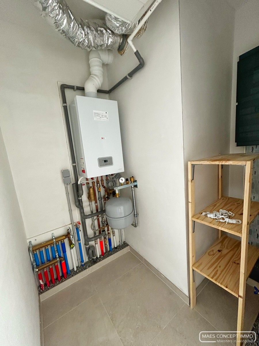 Nieuw appartement te huur centrum Anzegem, eigen parking, fietsenstalling foto 6