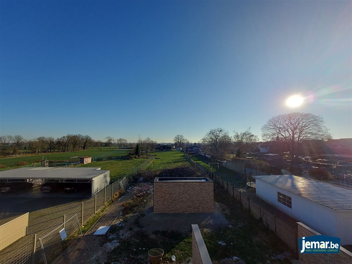 Nieuwbouwwoning BEN met 4 slpk, tuin en carport  foto 4