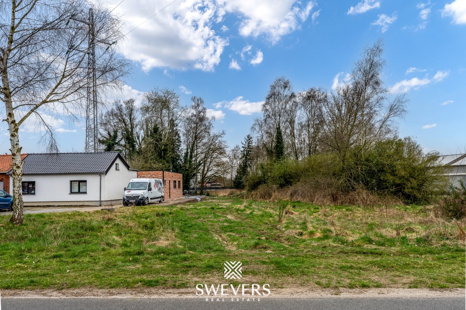 Groot sportgebouw met woonst op een perceel van 77a 60ca (of herverkaveling) foto 19