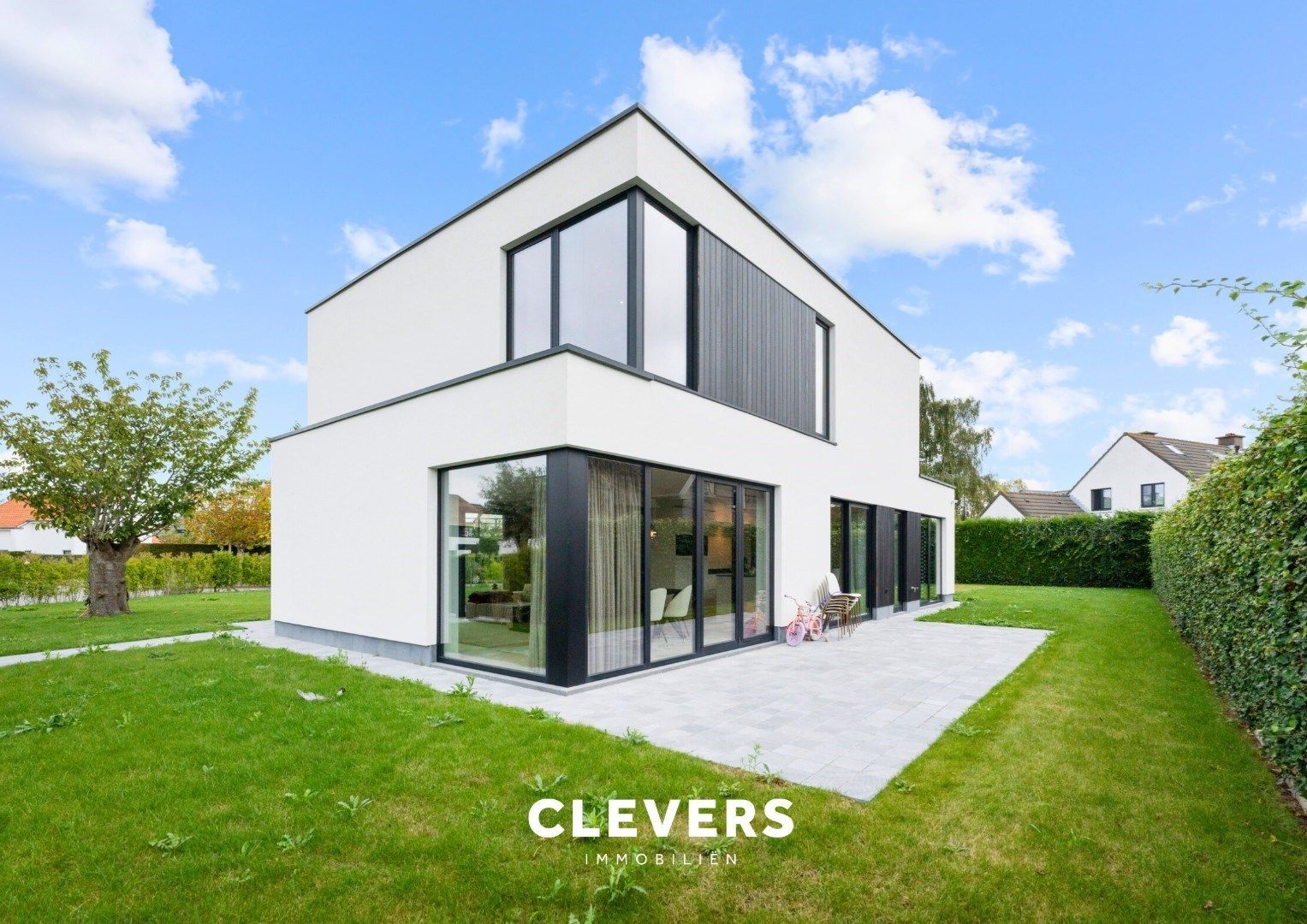 Luxueuze, moderne villa in rustige residentiële omgeving foto 25