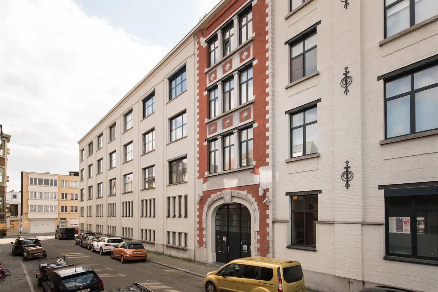 Uitzonderlijke loft 200m² + aangelegde daktuin, terras en 2 optionele garages in rustig, groen woonerf op de grens Borgerhout/Antwerpen foto 35