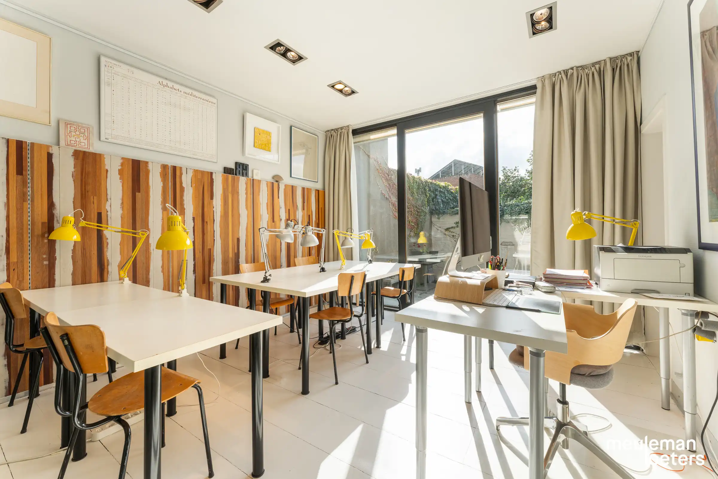 Instapklare woning met combinatiemogelijkheden wonen en werken foto 3