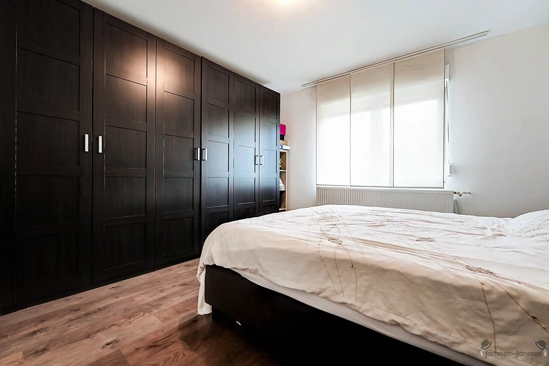 Opbrengsteigendom met ruim duplexappartement (144m²) en handelsgelijkvloers foto 25