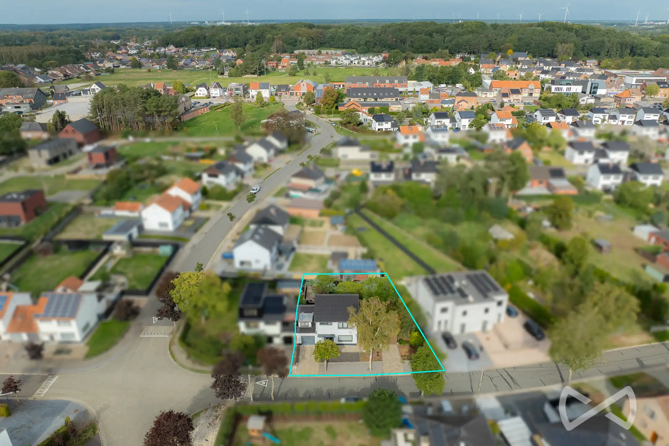 TE KOOP | Gezinswoning met 4 slaapkamers en EPC C in Paal centrum foto 2