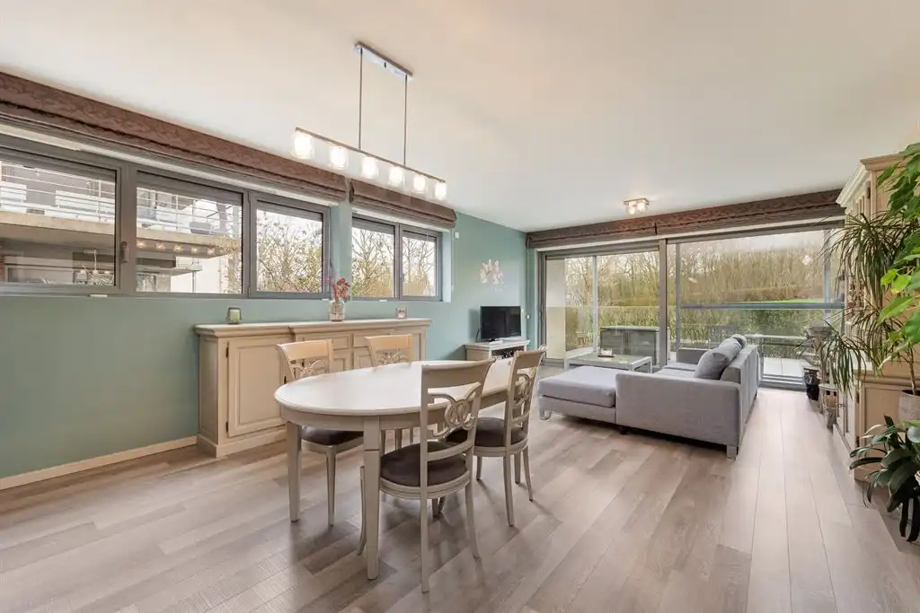 Instapklaar gelijkvloers appartement nabij park Schoten foto 2