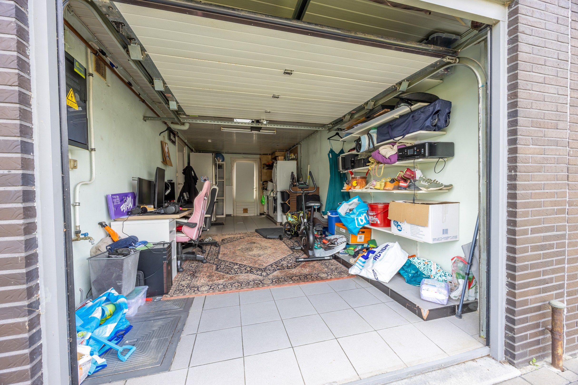 KLOEKE HALFOPEN WONING MET TUIN EN GARAGE  foto 14