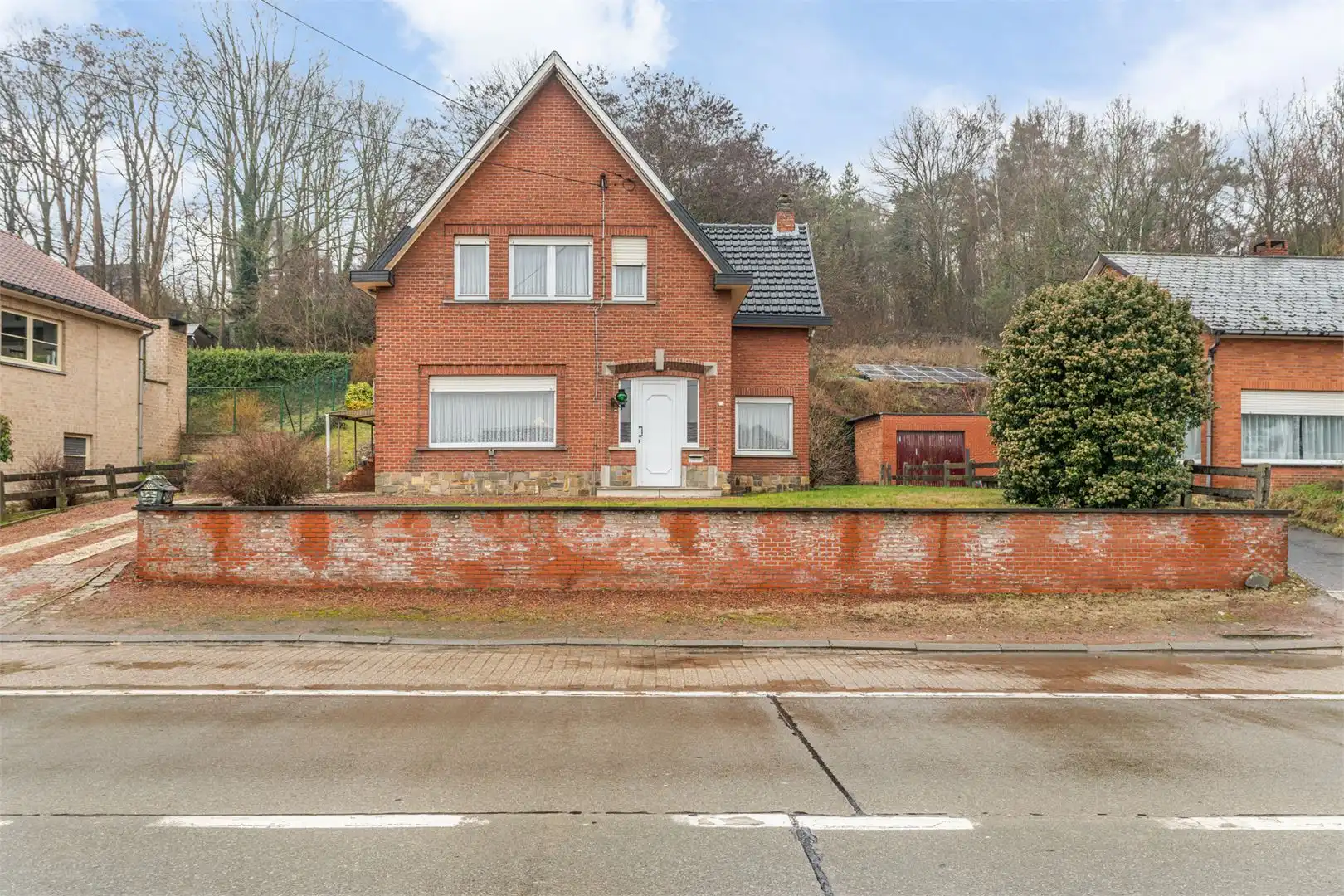 Hoofdfoto van de publicatie: UNIEKE KANS: Karaktervol wonen met ruimte voor uw passie of beroep