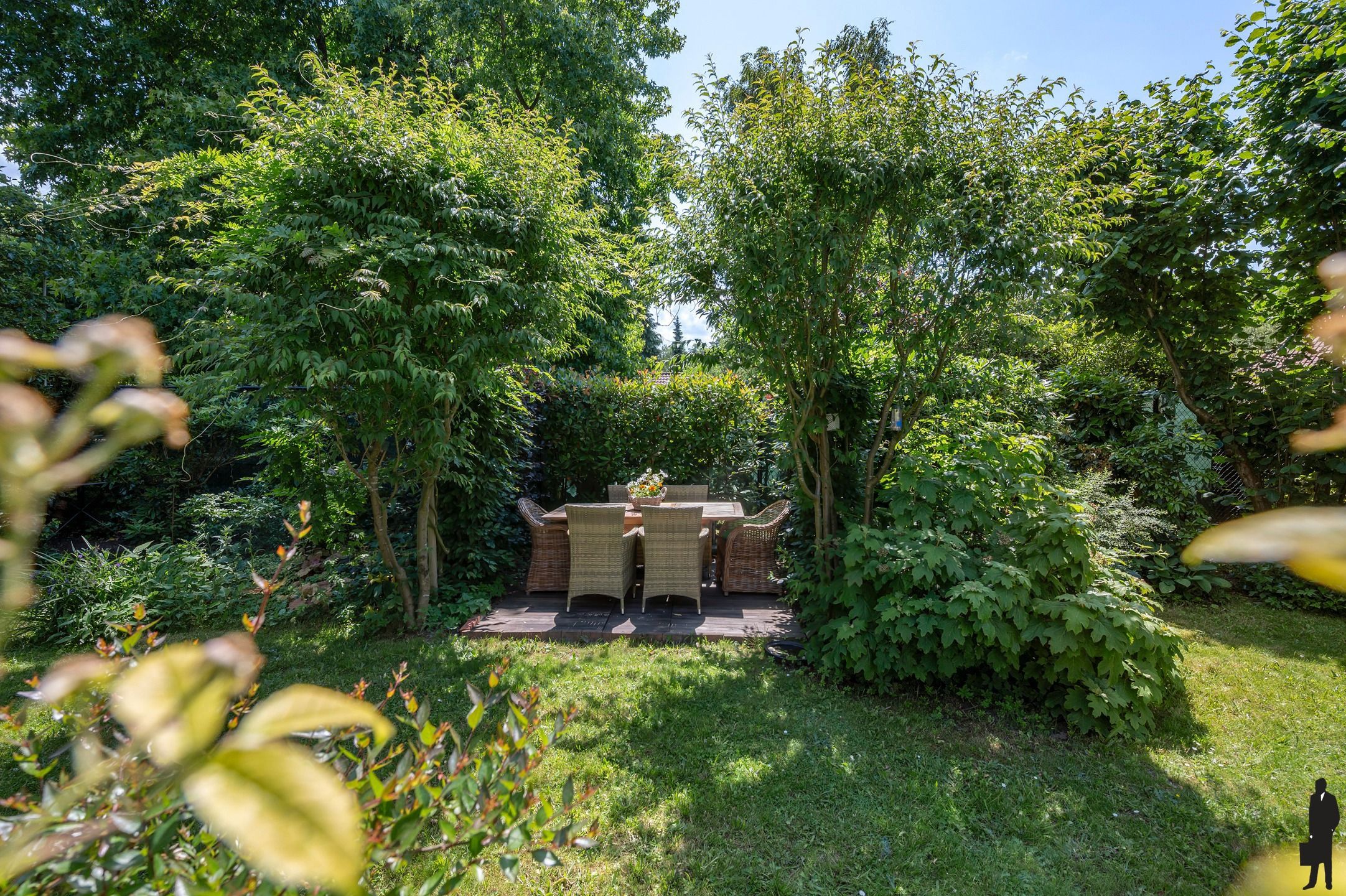 Ruime en lichtrijke open bebouwing met een zonnige tuin! foto 7