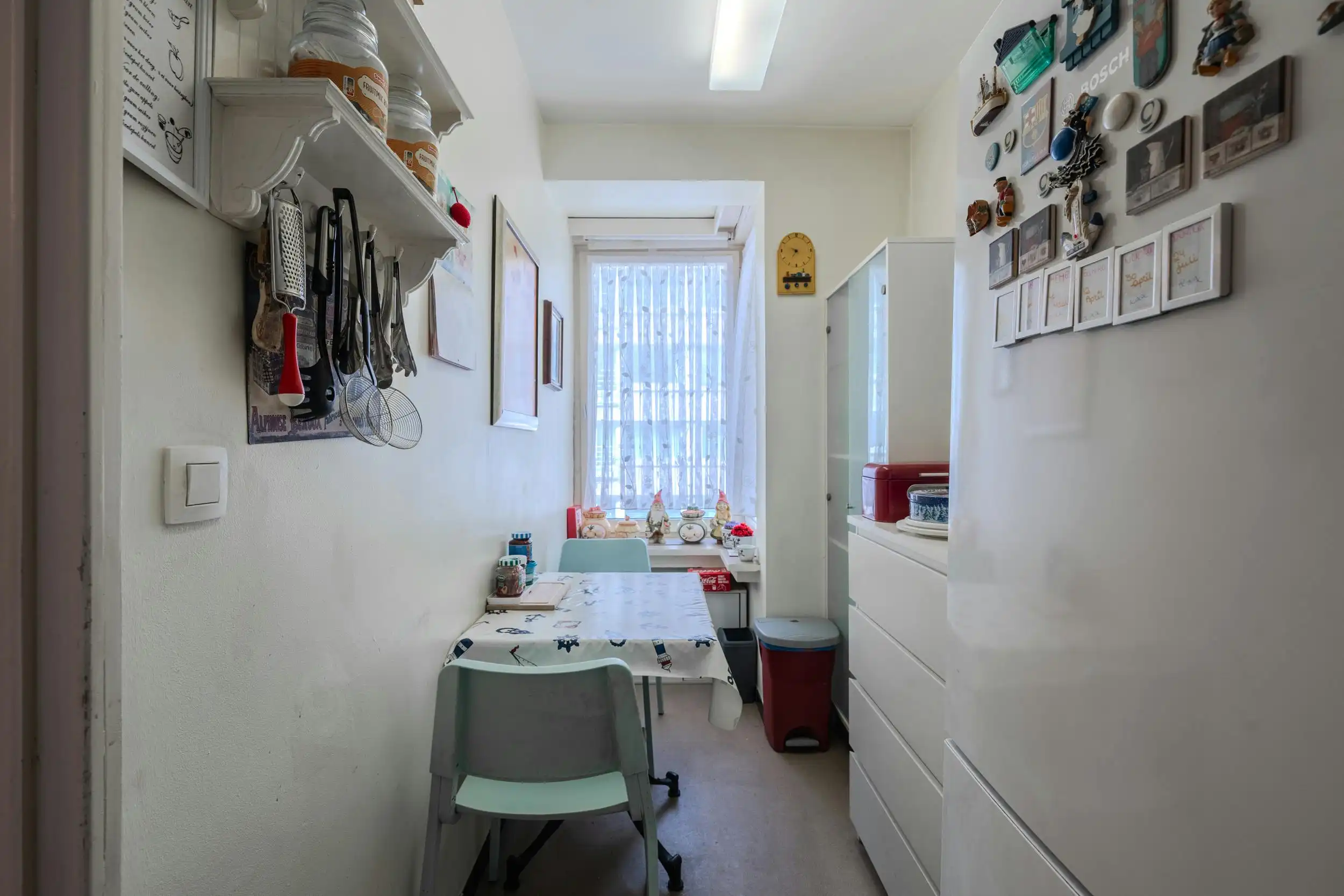 Centraal 2-slaapkamer appartement vlakbij zee te Oostende foto 8