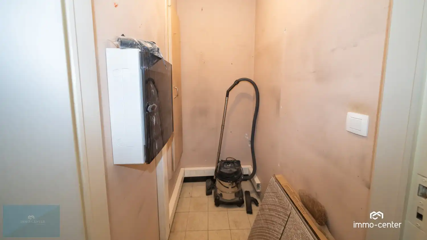 Te huur – Ruim 2-slaapkamerappartement met autostaanplaats in het centrum van Genk foto 19