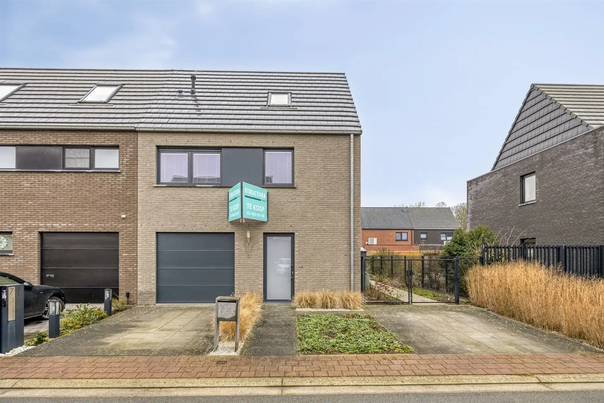 IN OPTIE! Recente, uitermate rustig gelegen woning met kwalitatieve afwerking! foto {{pictureIndex}}