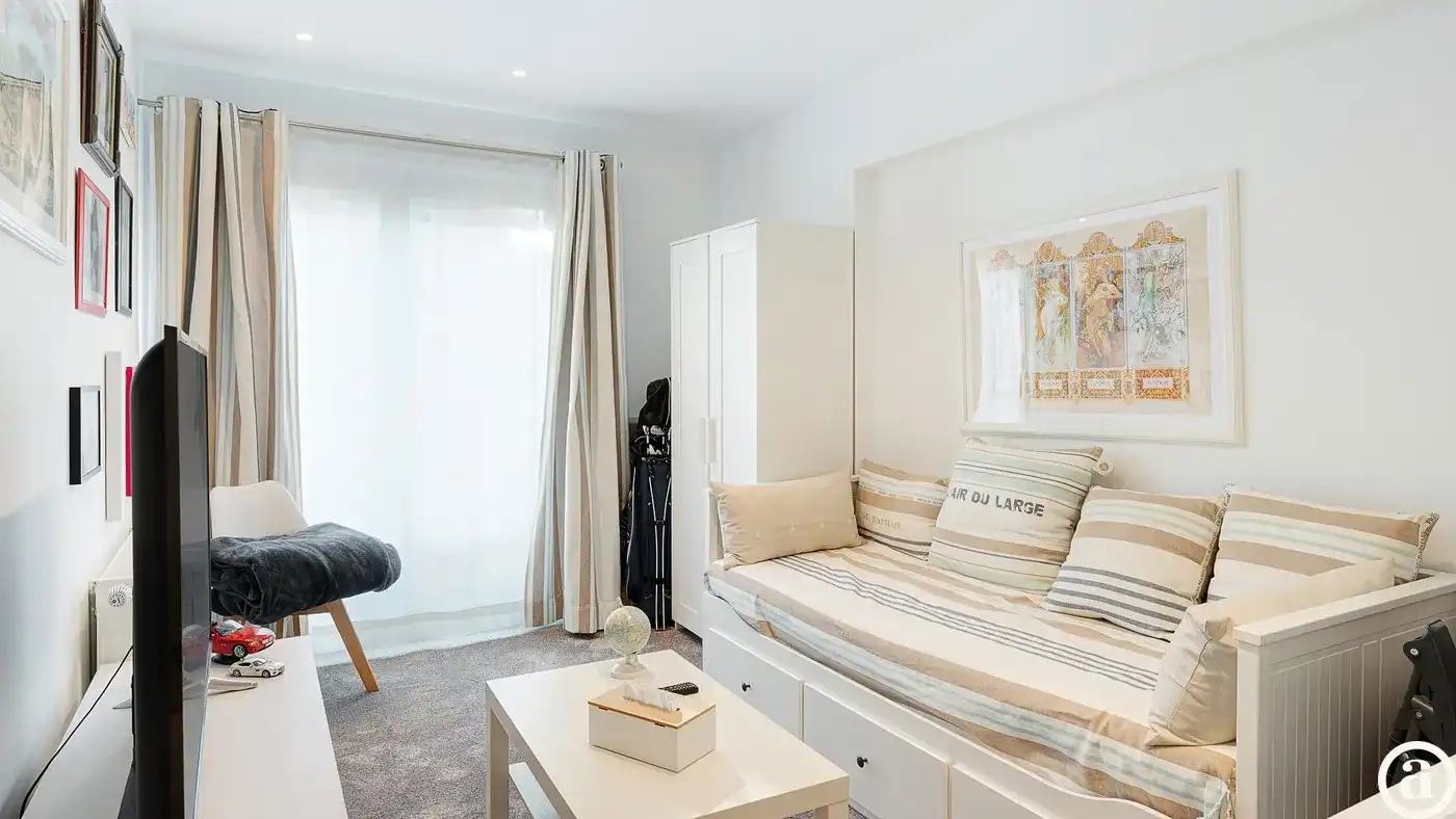 Gerenoveerd 2-slaapkamerappartement op topligging foto 7