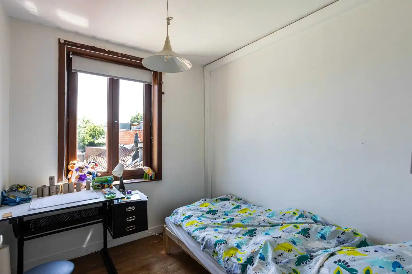 Licht op te frissen woning met goede ligging in Zwevegem foto 10