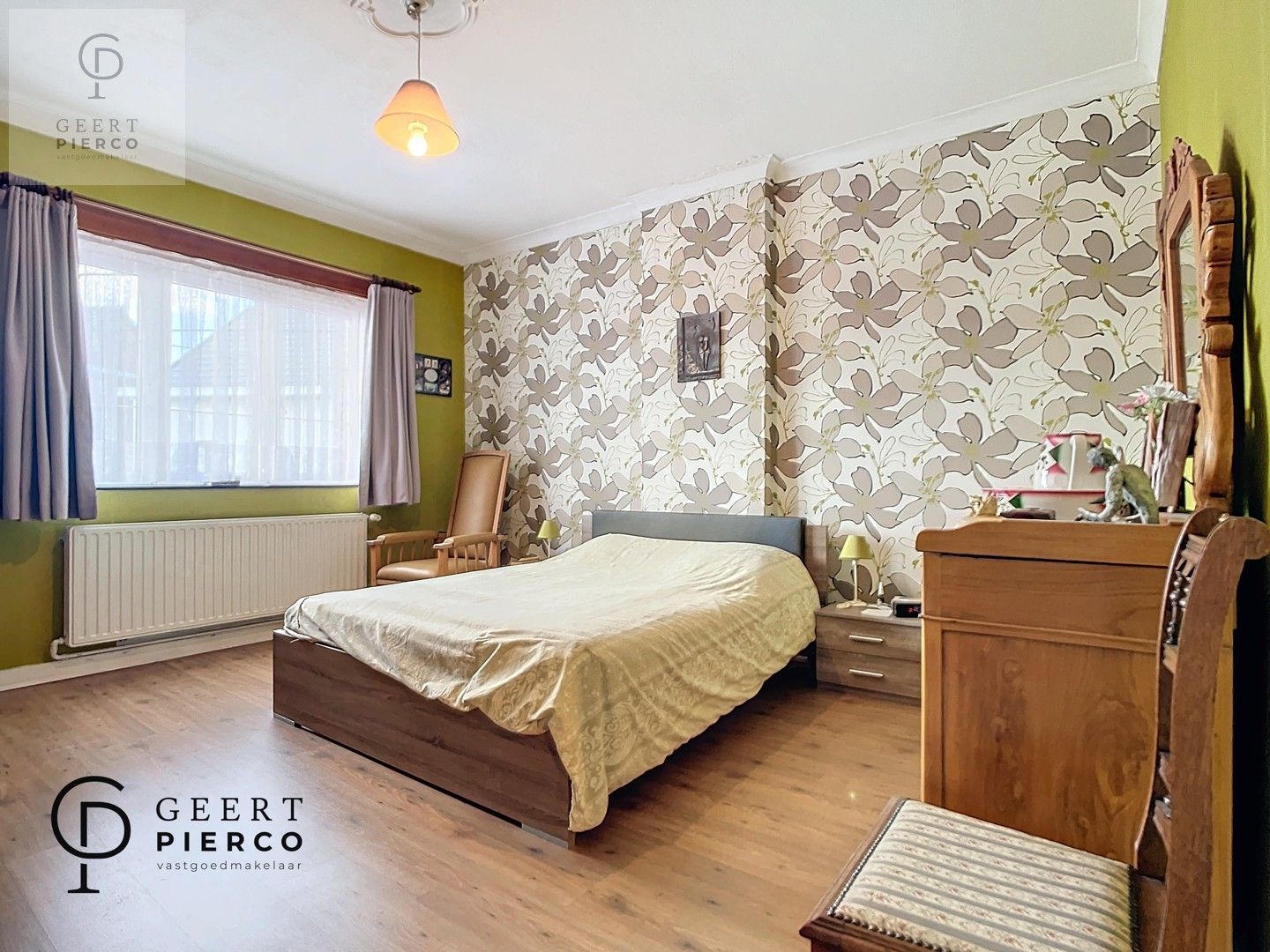 Ruime gezinswoning te Linter met garage foto 18