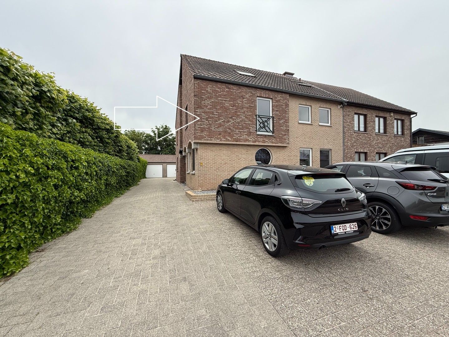 Rustig gelegen instapklaar appartement met 2 slaapkamers te Diepenbeek. foto {{pictureIndex}}