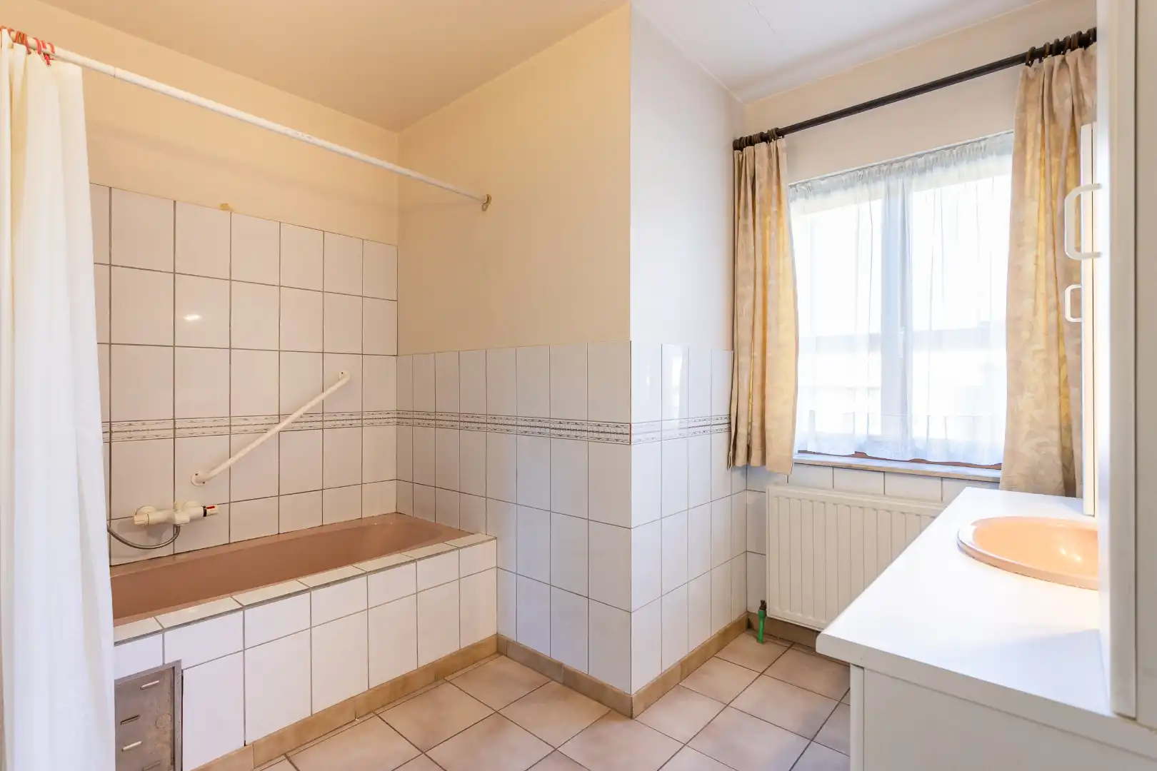 Charmante villa met 3 slpk te Halle foto 21