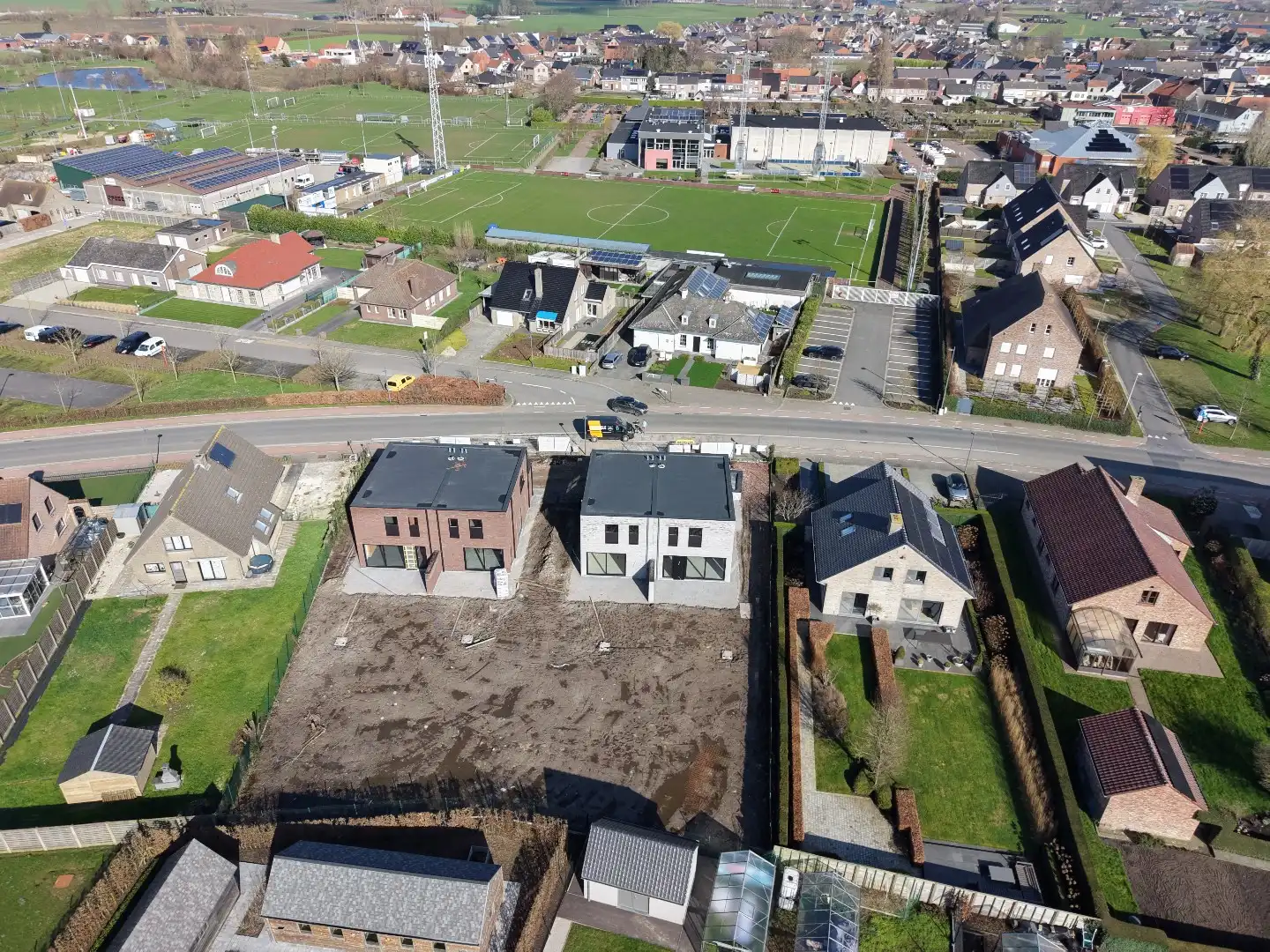 Tijdloze halfopen nieuwbouwwoningen - aankoop mogelijk aan 6% btw foto 2