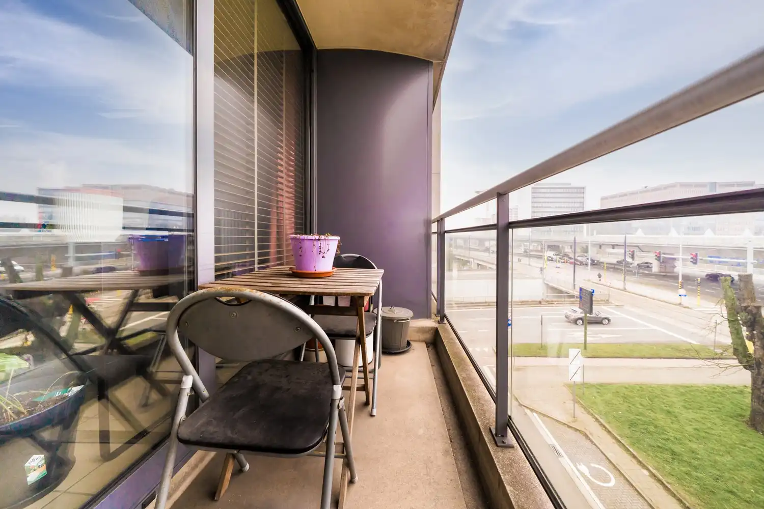 Ruim appartement op strategische locatie met veel lichtinval foto 21