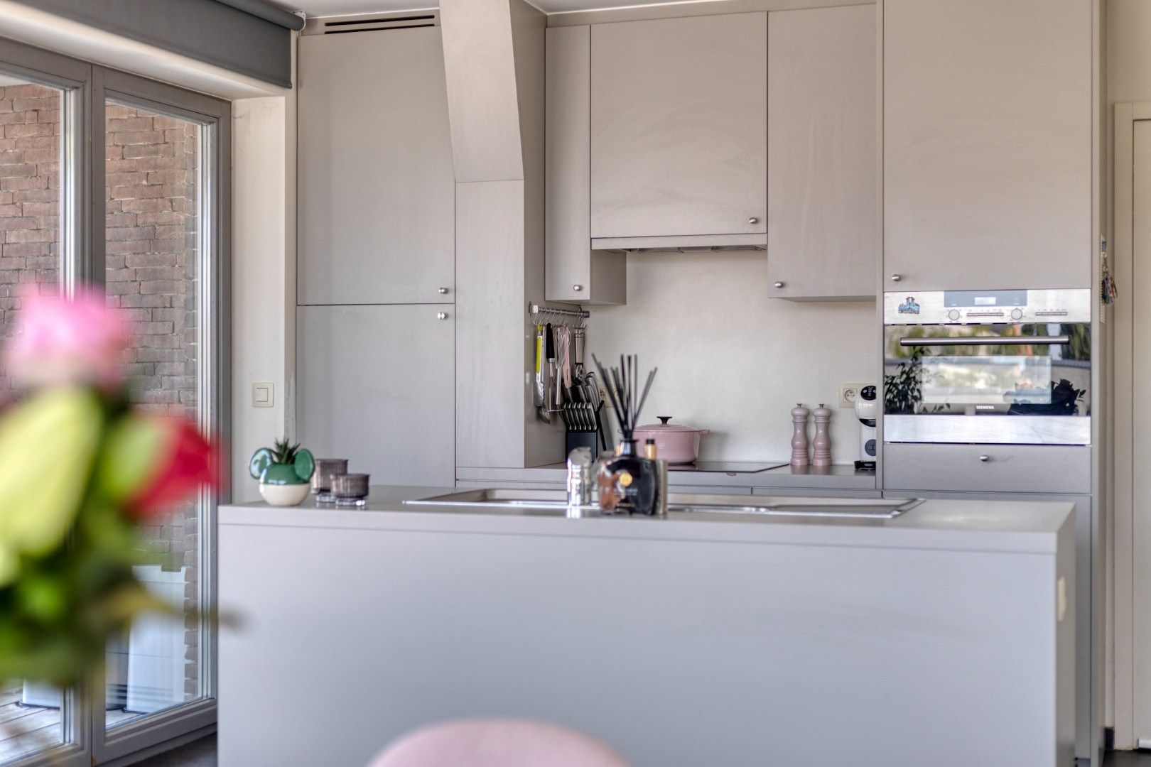 Mooi appartement met 2 slaapkamers in centrum Wevelgem! foto 12