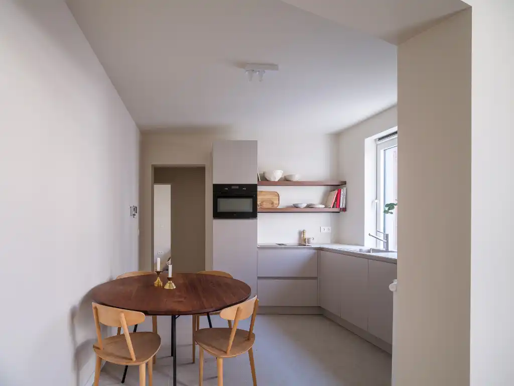 Hoogwaardig gerenoveerd duplex appartement met zonnig terras in het centrum van Gent foto 2