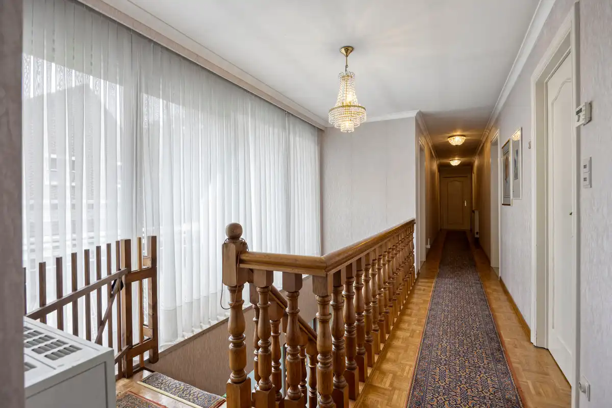 ROYALE WONING MET DOKTERSPRAKTIJK TE BILZEN HOESELT. foto 21