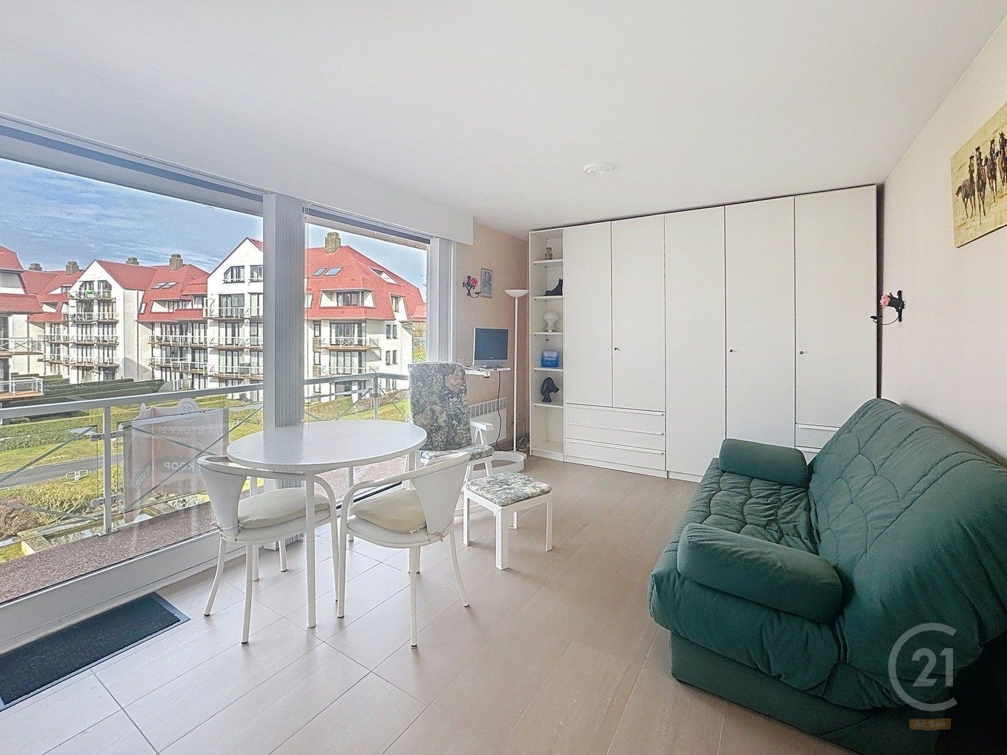 Schitterende Studio in Residentie GREEN GARDEN met Zonnig Terras en Gemeenschappelijk Zwembad foto 2