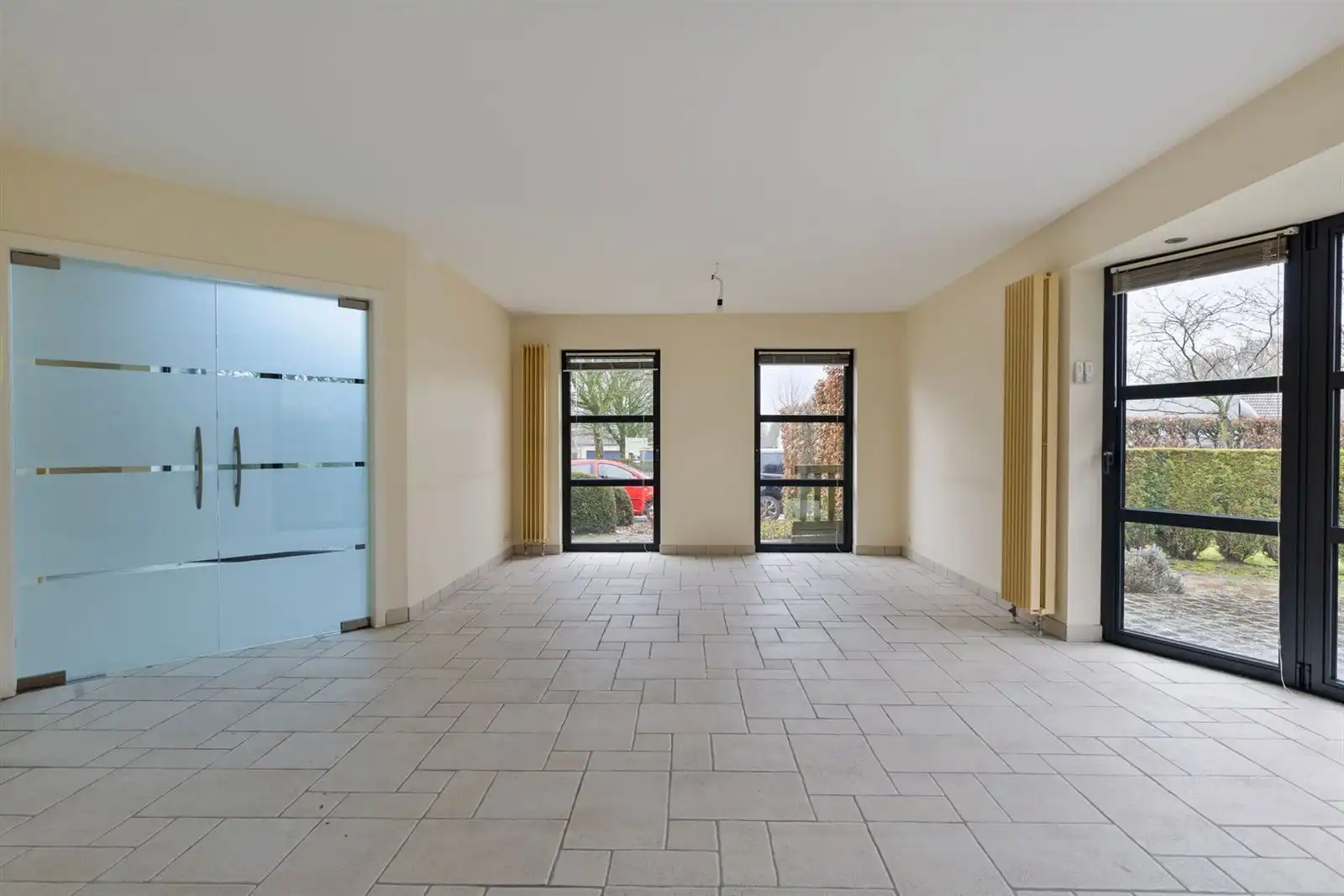 Instapklare villa met 4 kamers en garage op 6a 79ca foto 6