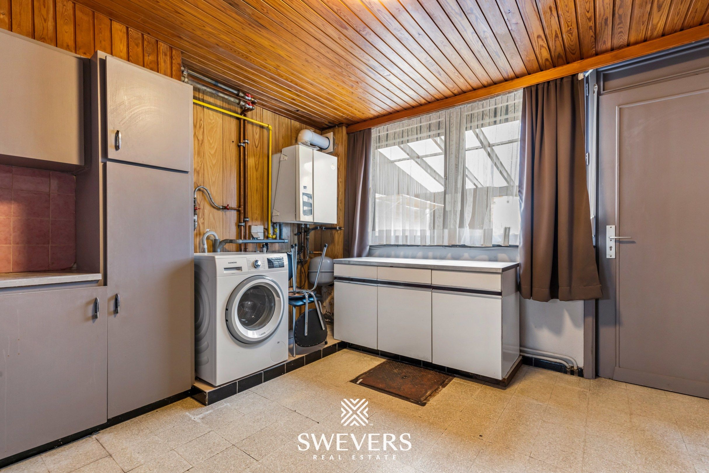 Woning met 4 slaapkamers op ruim perceel van 7a 06ca foto 14