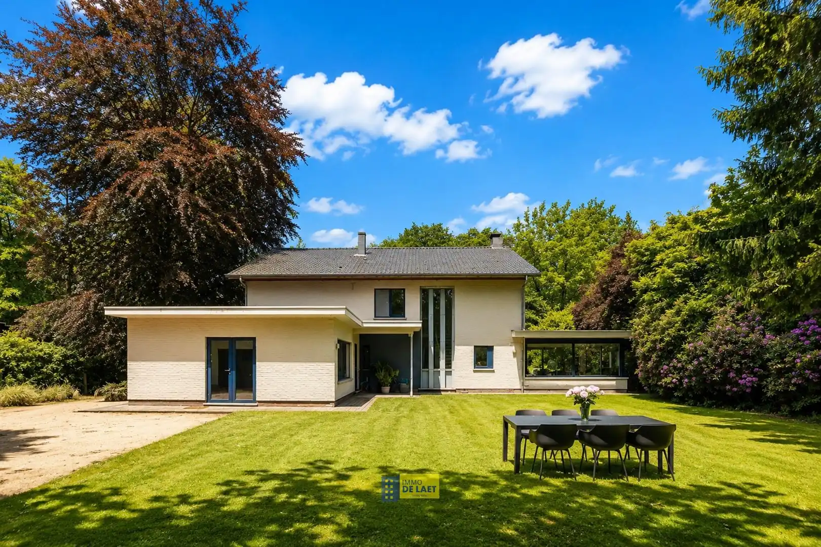 Charmante villa grenzend aan de Kalmthoutse Heide foto 33