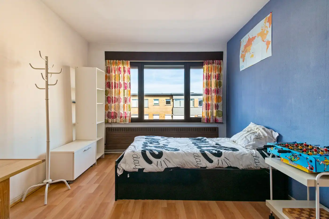 Op te frissen woning met 3 slpk., inpandige garage en west-tuin foto 16