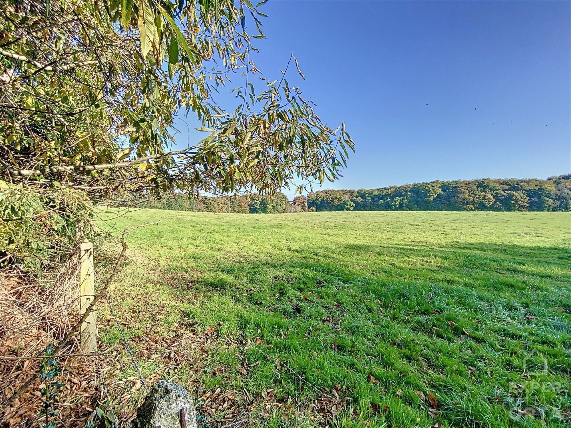 Te koop: Prachtig gelegen stuk grond gelegen in woongebied met landelijk karakter bestemd voor open bebouwing foto 13