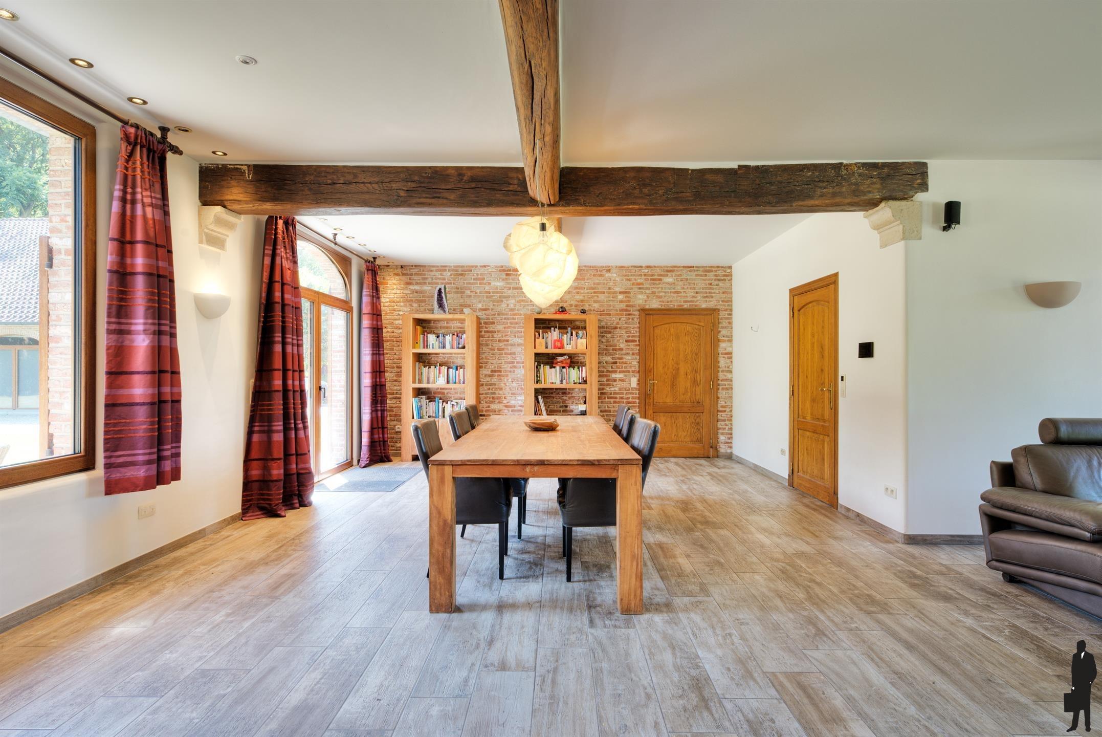 Luxe kangoeroe-villa te Sint-Job met paardenacc. op ca. 1,2 HA! foto 10