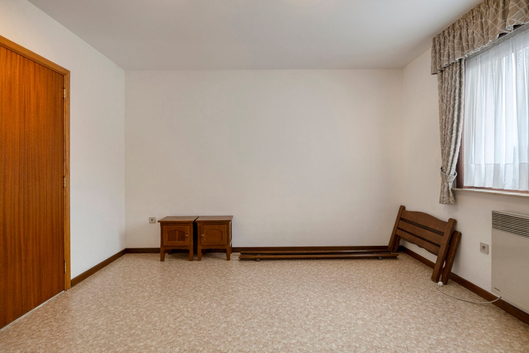 Instapklare woning met 3 slaapkamers en ruime tuin foto 16