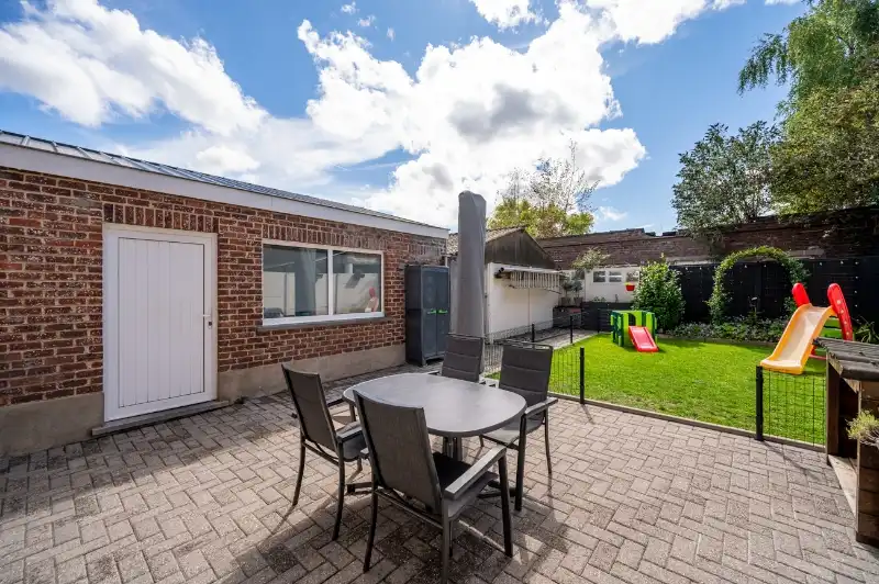 Instapklare gezinswoning met tuin & garage in hartje Dikkelvenne foto 22