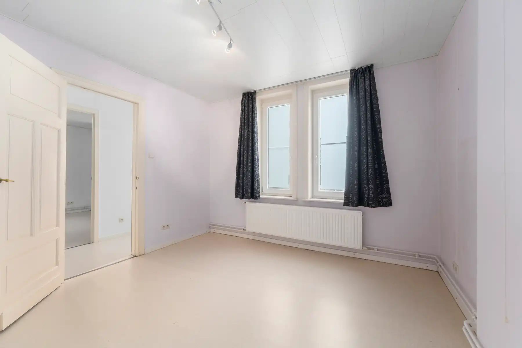 TE KOOP - halfopen bebouwing met 3 slaapkamers en EPC D foto 9