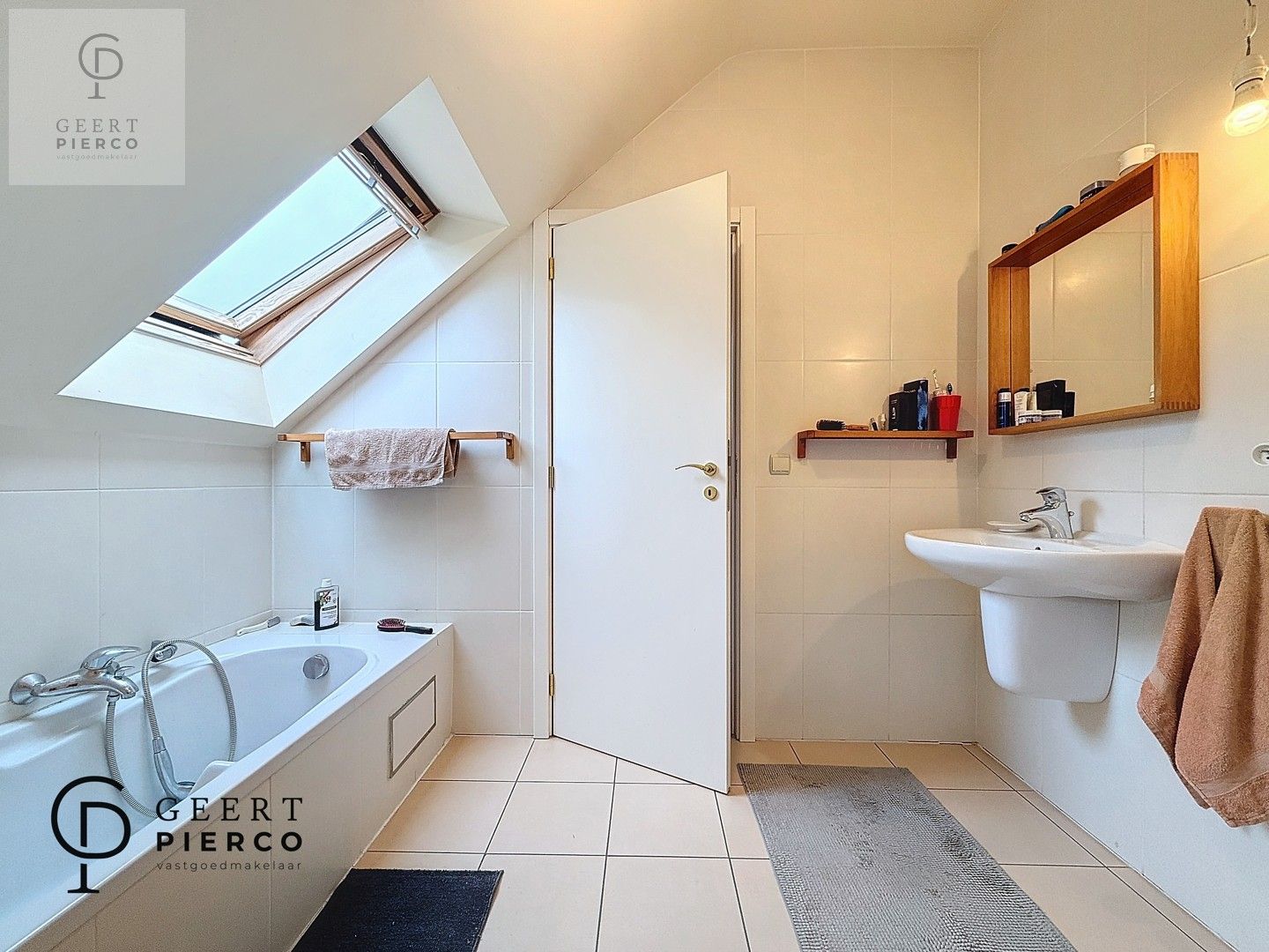 Knap appartement te Hannuit foto 14